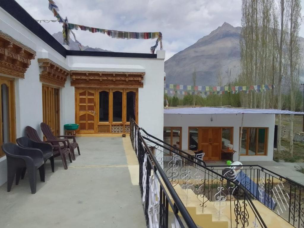 Sernang Homestay Hundar Exteriér fotografie
