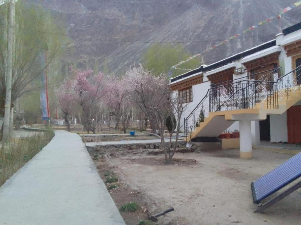 Sernang Homestay Hundar Exteriér fotografie